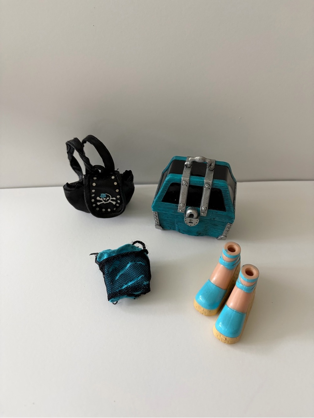 Bratz Treasures Cloe